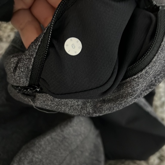 Lululemon crop - Picture 4 of 5